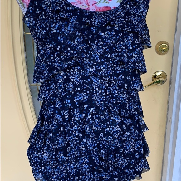 Express Ruffle Top - Picture 3 of 15